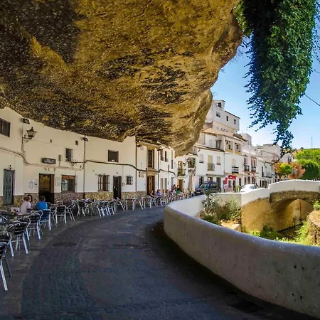 בית נופש Casa Aveda Setenil De Las Bodegas